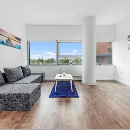 Delta 2 Bedroom Flat In London Dp102 Croydon Extérieur photo
