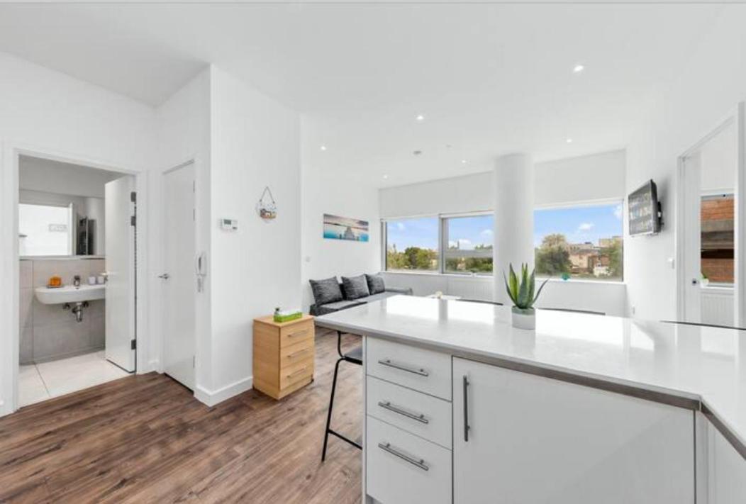Delta 2 Bedroom Flat In London Dp102 Croydon Extérieur photo
