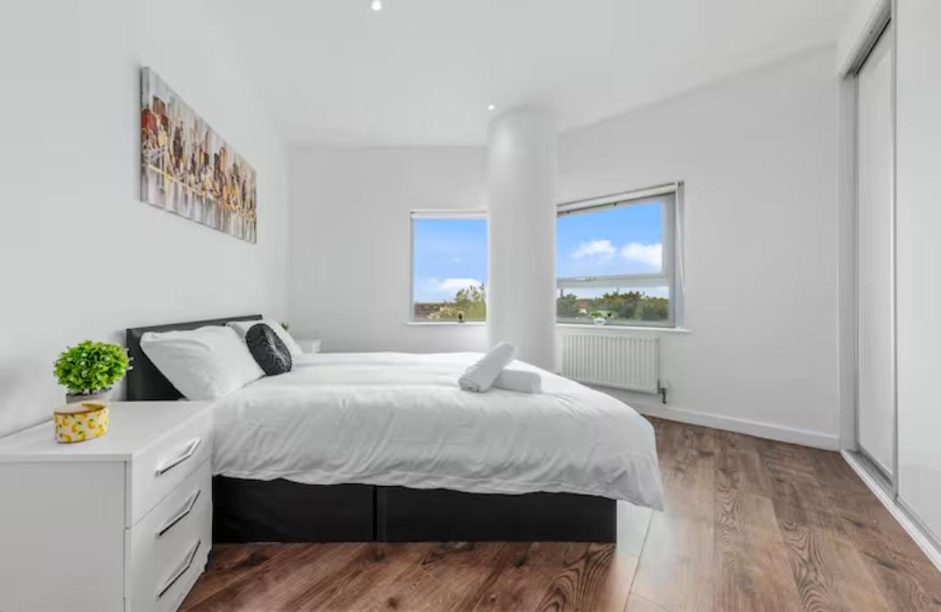 Delta 2 Bedroom Flat In London Dp102 Croydon Extérieur photo