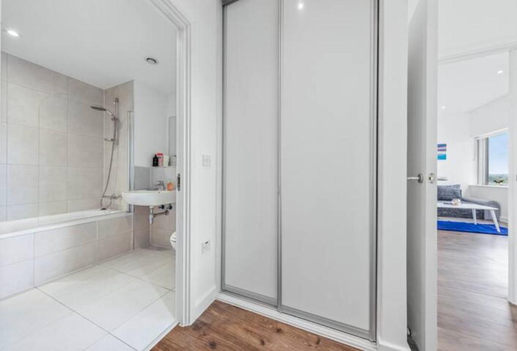 Delta 2 Bedroom Flat In London Dp102 Croydon Extérieur photo